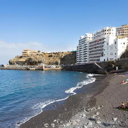 A Pie De Playa En San Marcos San Marcos (Tenerife)