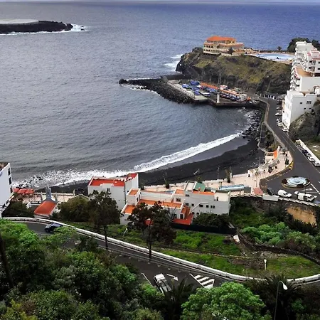 A Pie De Playa En San Marcos * San Marcos (Tenerife)