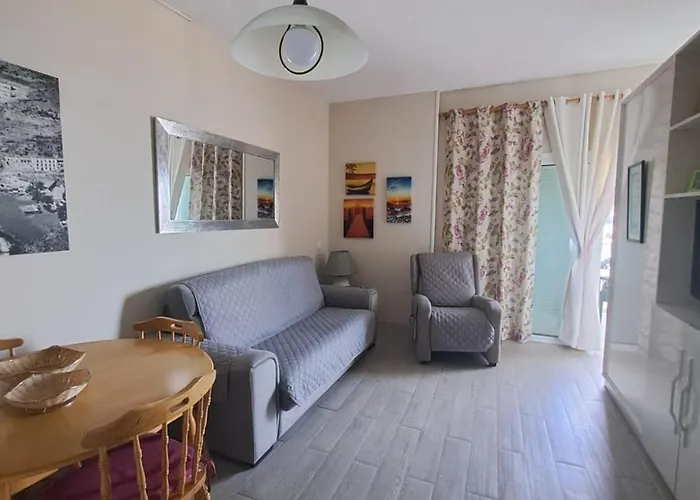 A Pie De Playa En San Marcos * San Marcos (Tenerife)